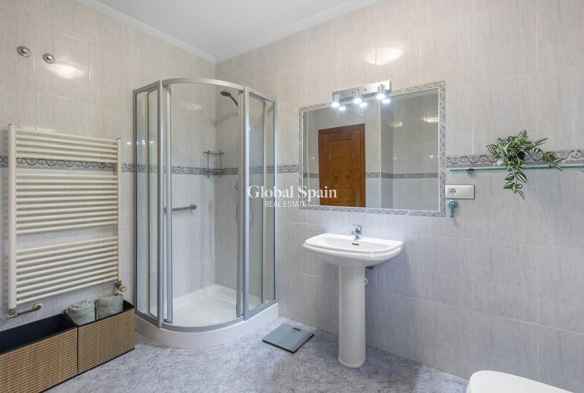 Venta - Villa -
PILAR DE LA HORADADA - La Torre de la Horadada