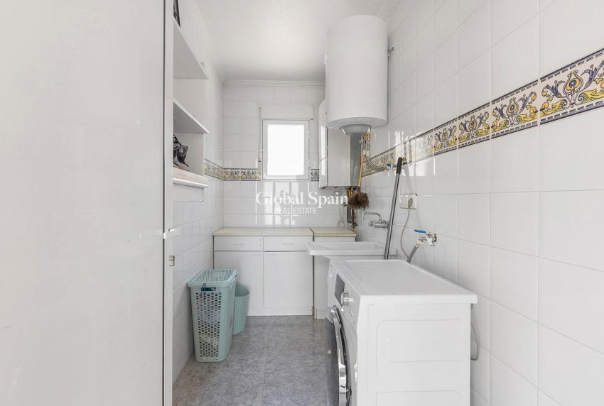 Venta - Villa -
PILAR DE LA HORADADA - La Torre de la Horadada