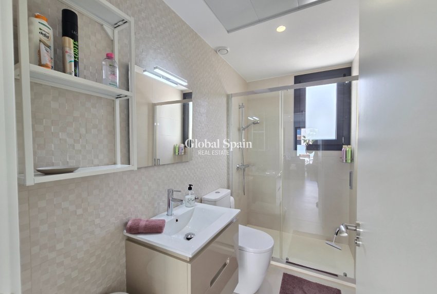 Venta - Villa -
PILAR DE LA HORADADA - Lo Romero Golf