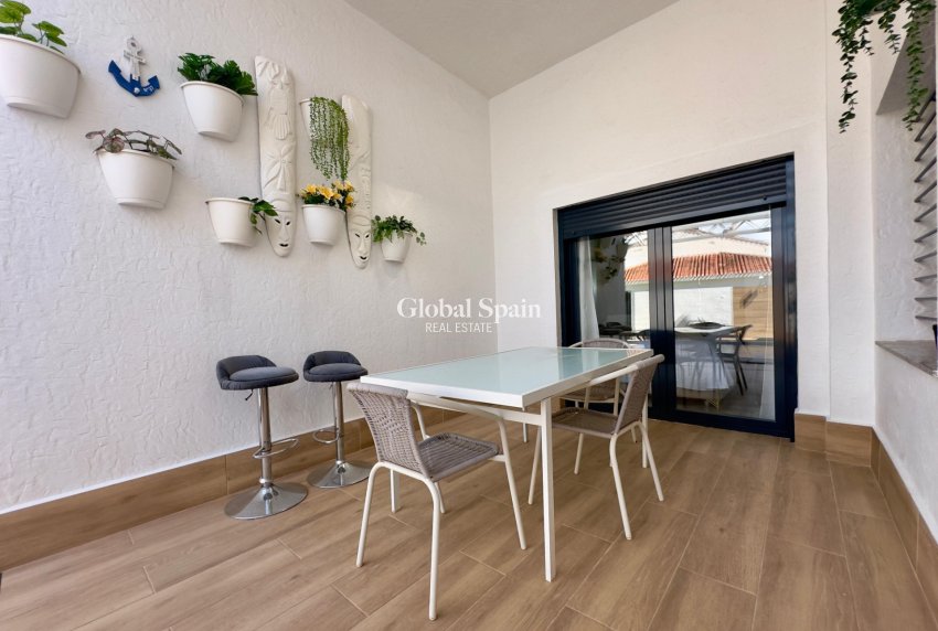 Venta - VILLA -
PILAR DE LA HORADADA - Torre de la Horadada