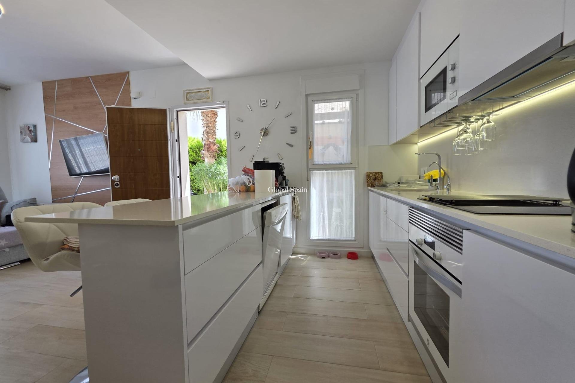 Venta - VILLA -
PILAR DE LA HORADADA - Zona Pueblo