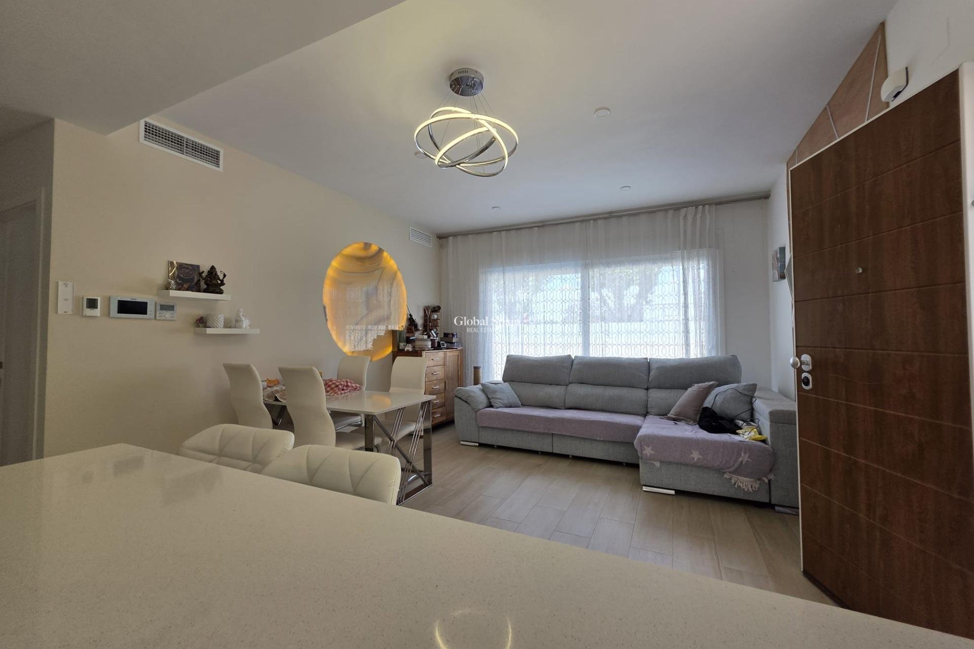 Venta - VILLA -
PILAR DE LA HORADADA - Zona Pueblo