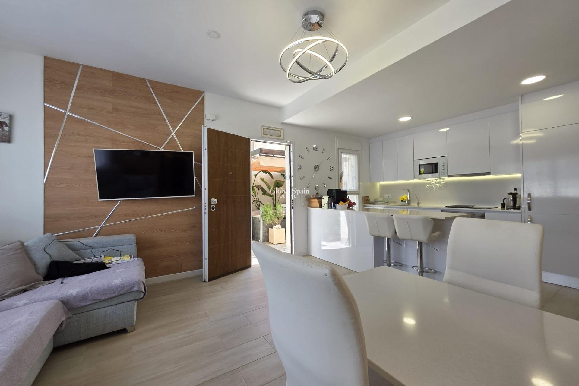 Venta - VILLA -
PILAR DE LA HORADADA - Zona Pueblo