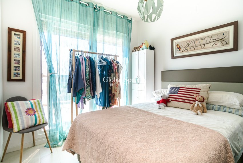 Venta - VILLA -
PILAR DE LA HORADADA