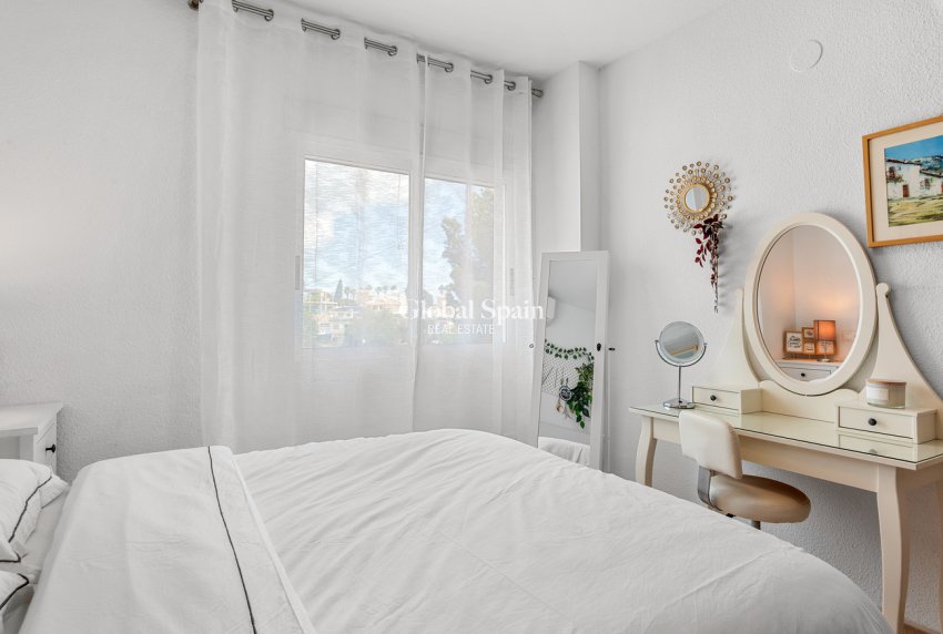 Venta - VILLA -
PINAR DE CAMPOVERDE - Costa Blanca