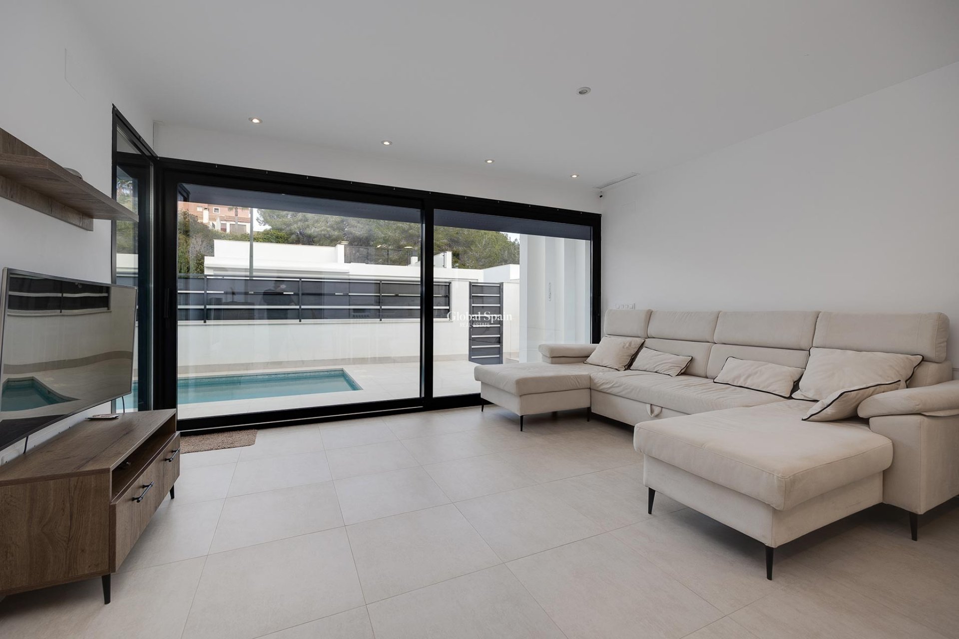 Venta - VILLA -
PINAR DE CAMPOVERDE - Inland