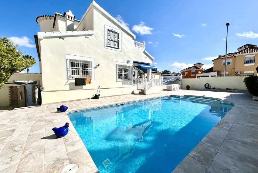 Venta - VILLA -
PINAR DE CAMPOVERDE - Inland