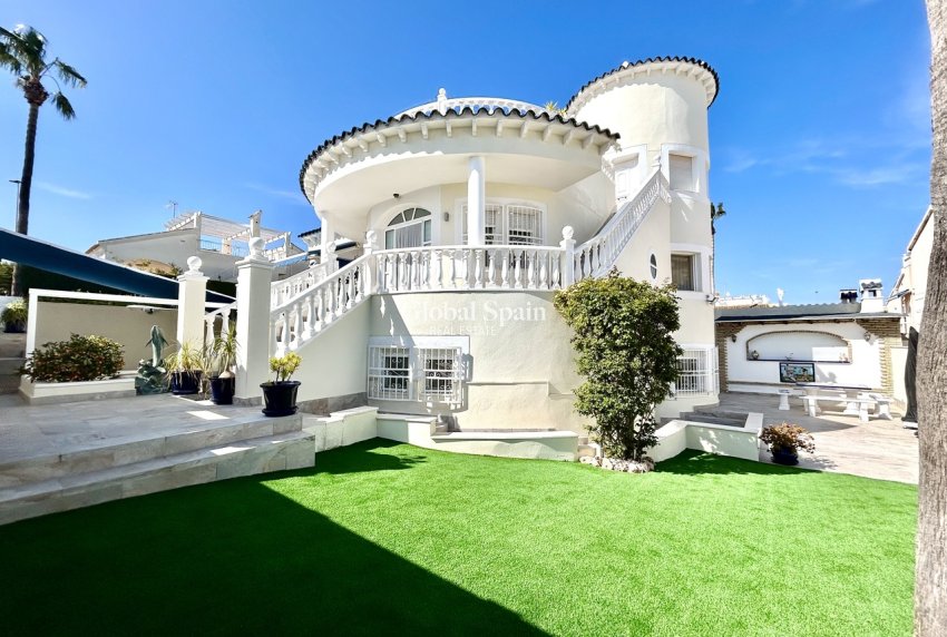 Venta - VILLA -
PINAR DE CAMPOVERDE - Inland
