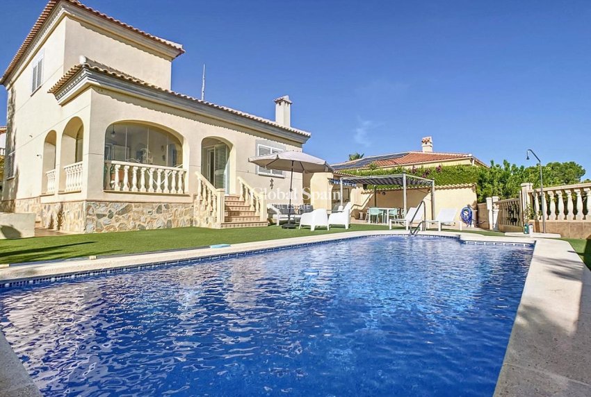 Venta - VILLA -
PINAR DE CAMPOVERDE - Inland