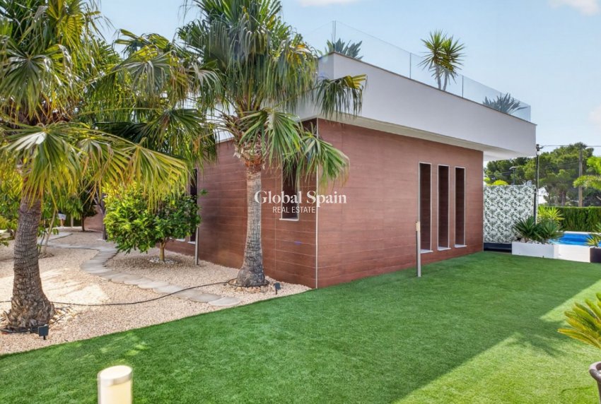 Venta - VILLA -
Pinar de Campoverde