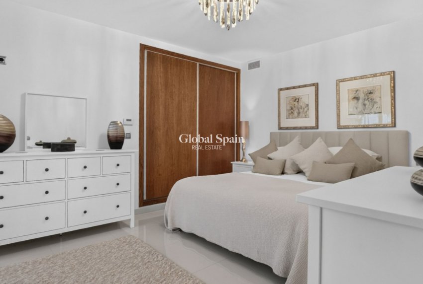 Venta - VILLA -
Pinar de Campoverde