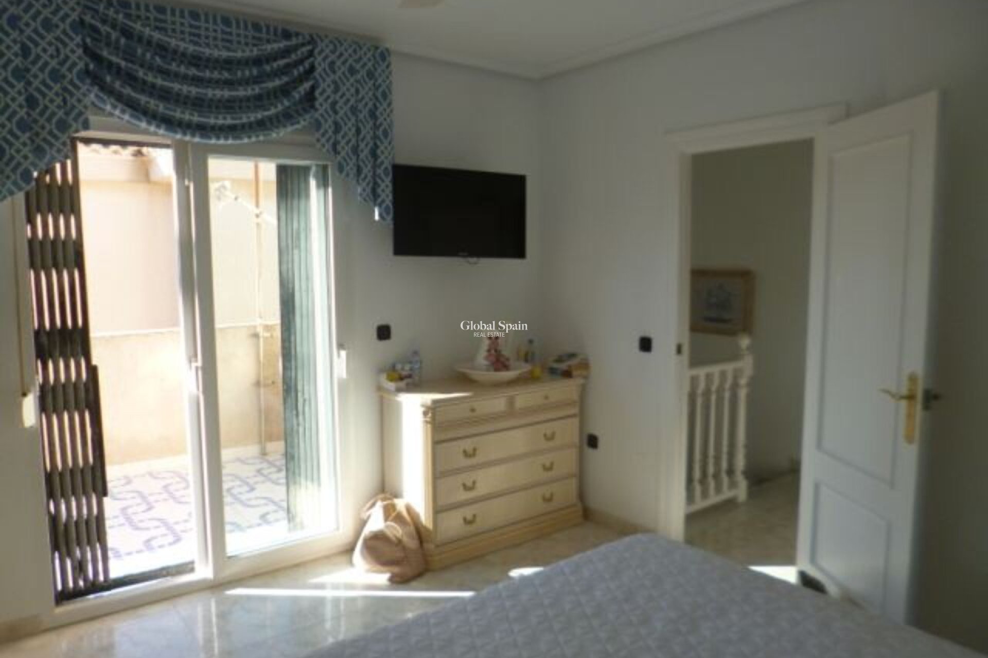Venta - VILLA -
PLAYA FLAMENCA - Costa Blanca