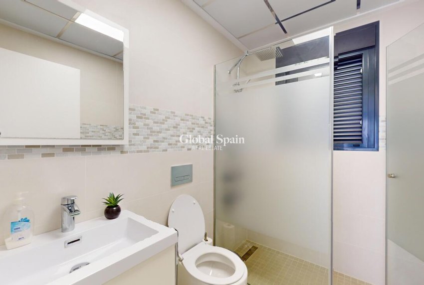 Venta - VILLA -
PLAYA HONDA - Costa Calida