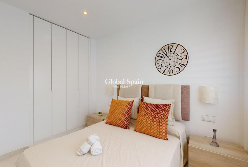 Venta - VILLA -
PLAYA HONDA - Costa Calida