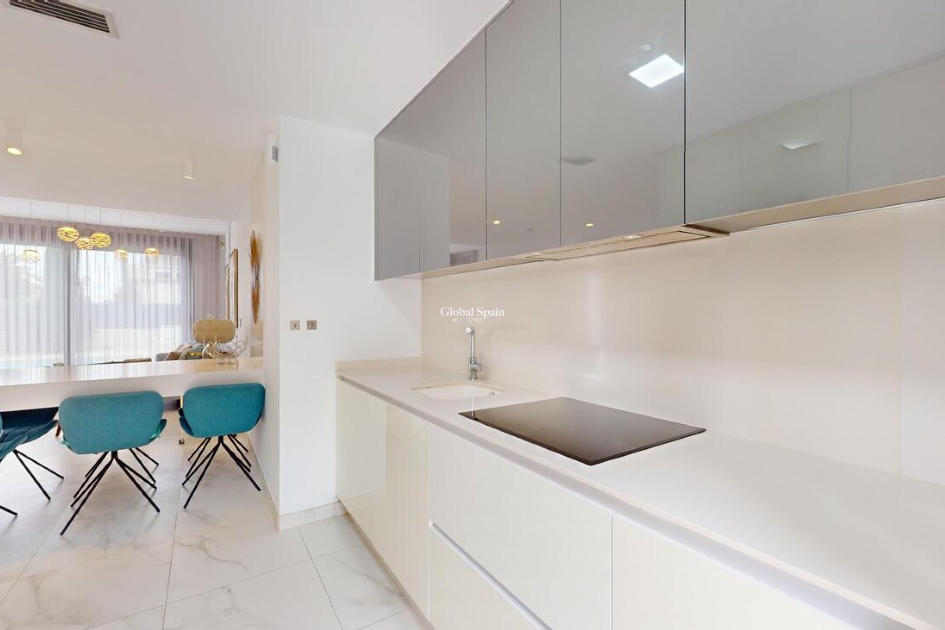 Venta - VILLA -
PLAYA HONDA - Costa Calida