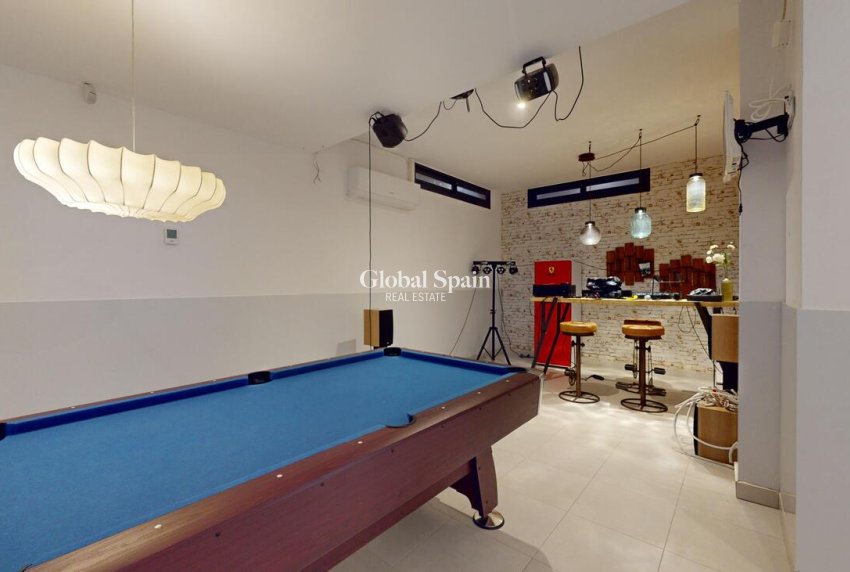 Venta - VILLA -
PLAYA HONDA - Costa Calida