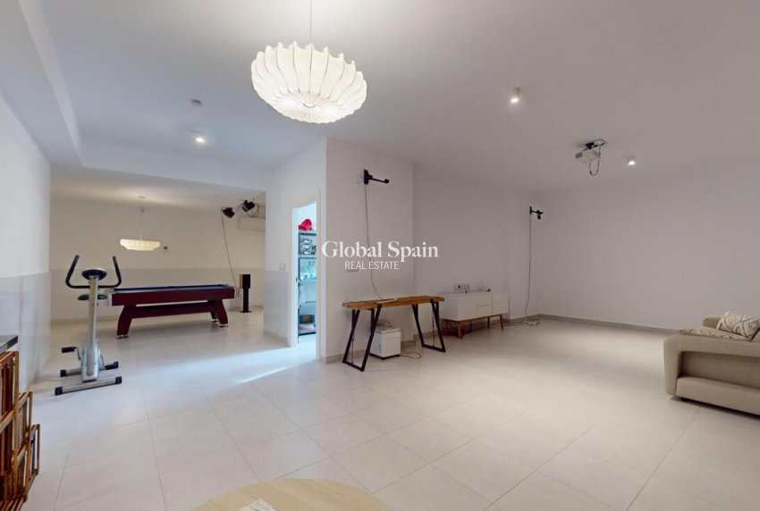 Venta - VILLA -
PLAYA HONDA - Costa Calida