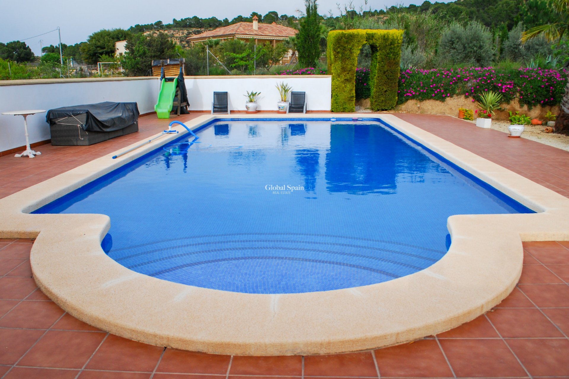 Venta - VILLA -
PLIEGO - Inland