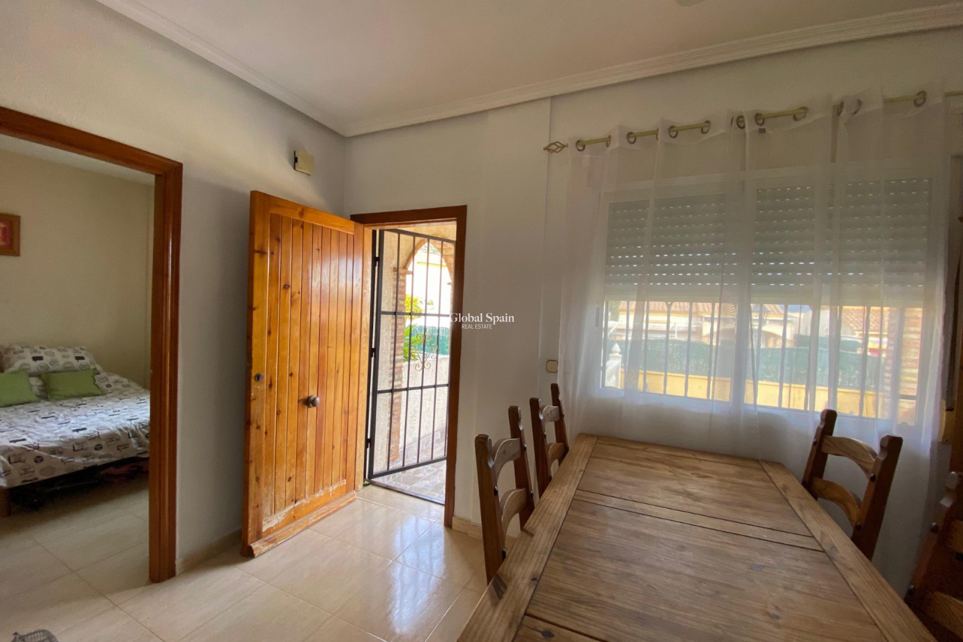 Venta - VILLA -
POLOP - Alberca