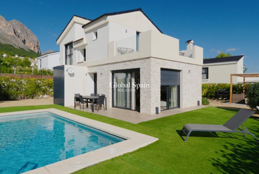 Venta - VILLA -
POLOP - Costa Blanca