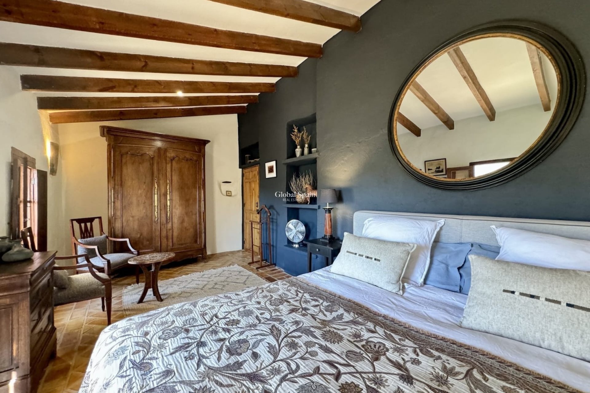 Venta - VILLA -
RELLEU - Inland