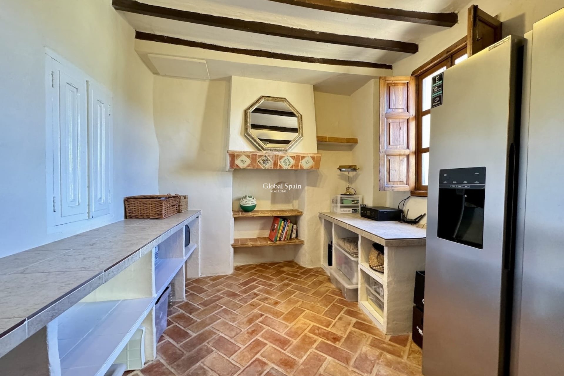 Venta - VILLA -
RELLEU - Inland