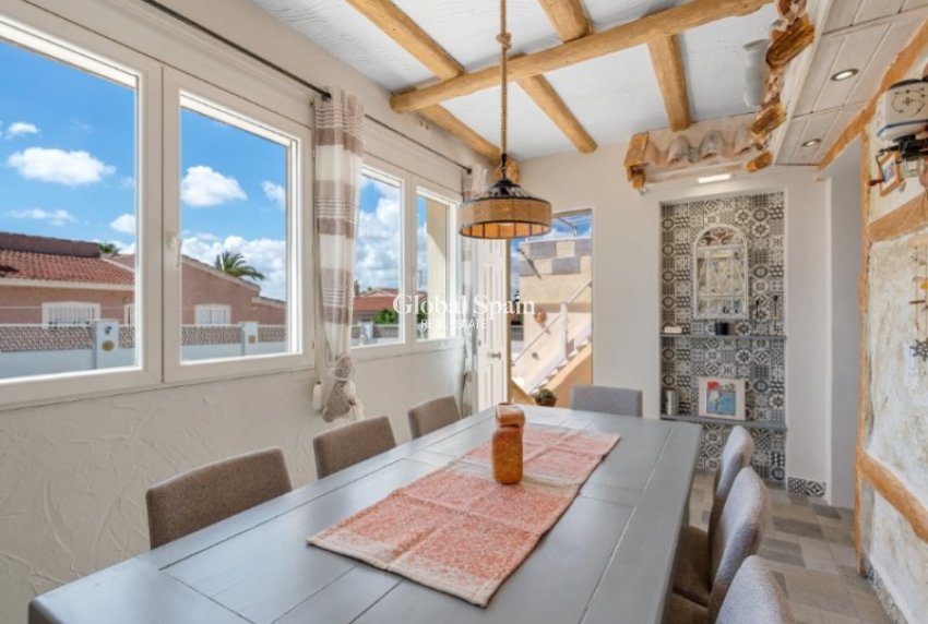 Venta - VILLA -
ROJALES - Ciudad Quesada