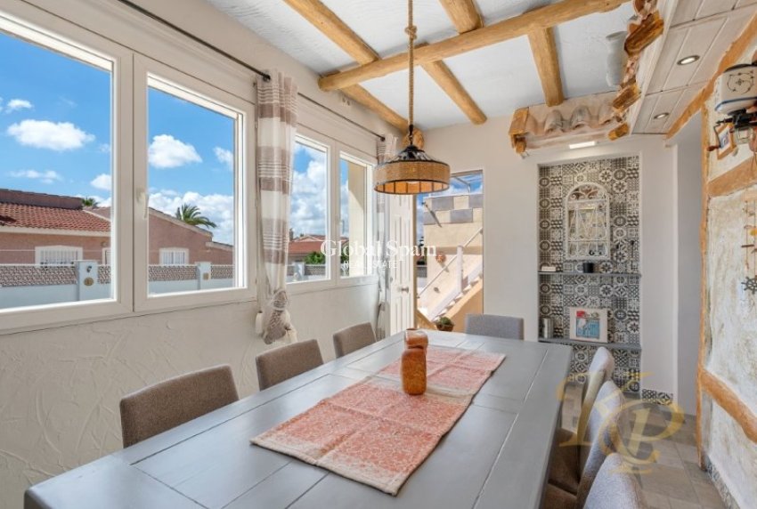 Venta - VILLA -
ROJALES - Ciudad Quesada