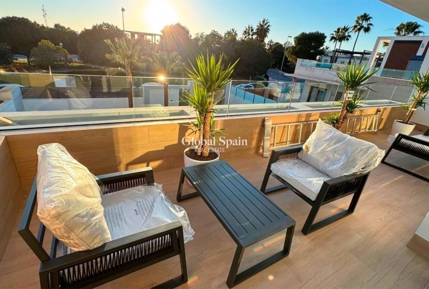 Venta - VILLA -
ROJALES - Ciudad Quesada