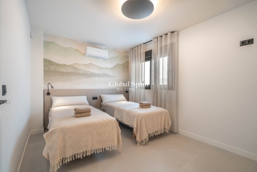 Venta - VILLA -
ROJALES - Costa Blanca