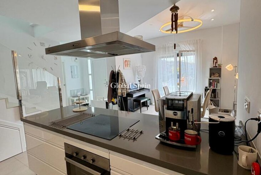 Venta - VILLA -
ROJALES - Costa Blanca