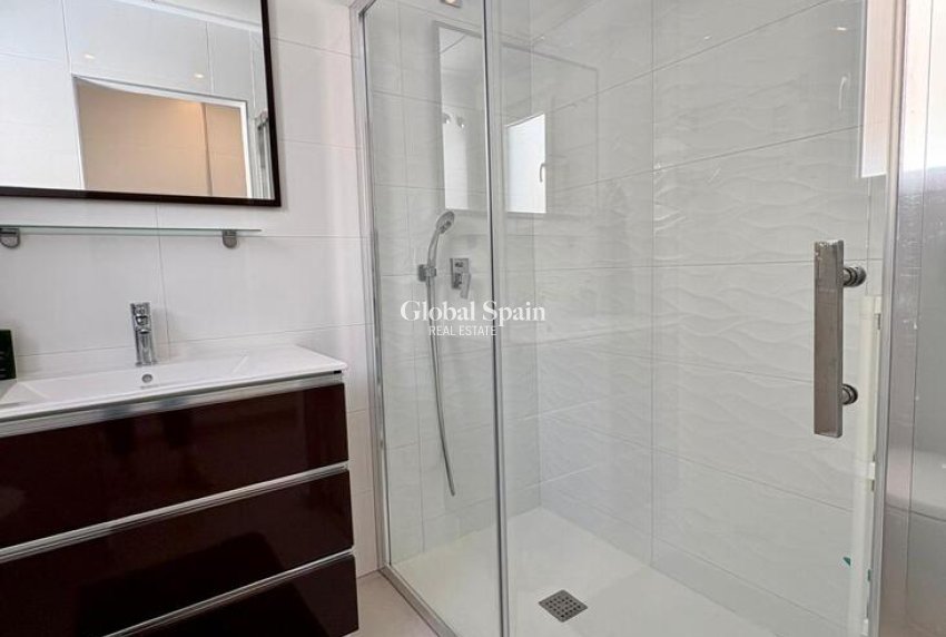 Venta - VILLA -
ROJALES - Costa Blanca