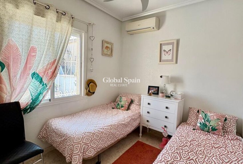 Venta - VILLA -
ROJALES - Costa Blanca