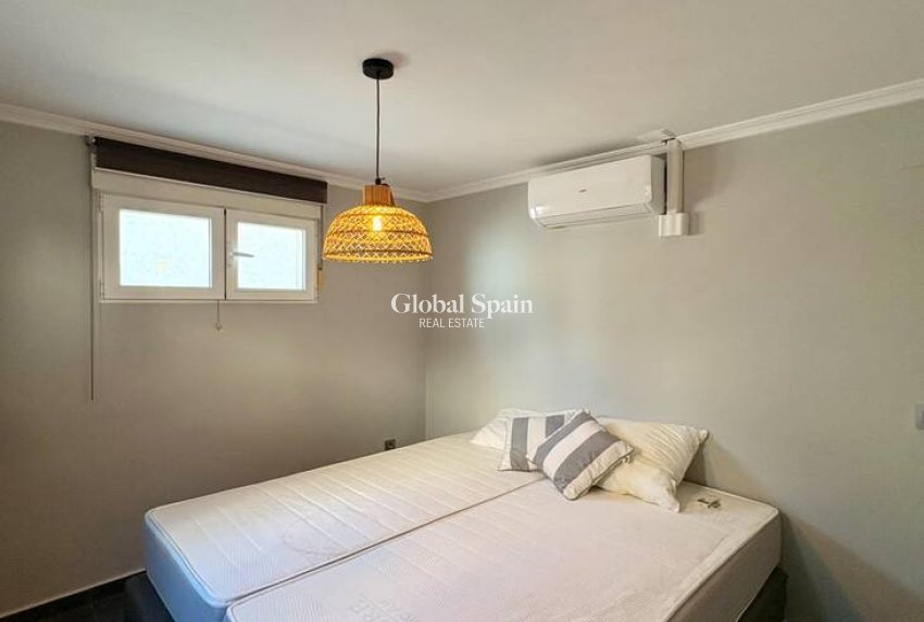Venta - VILLA -
ROJALES - Costa Blanca