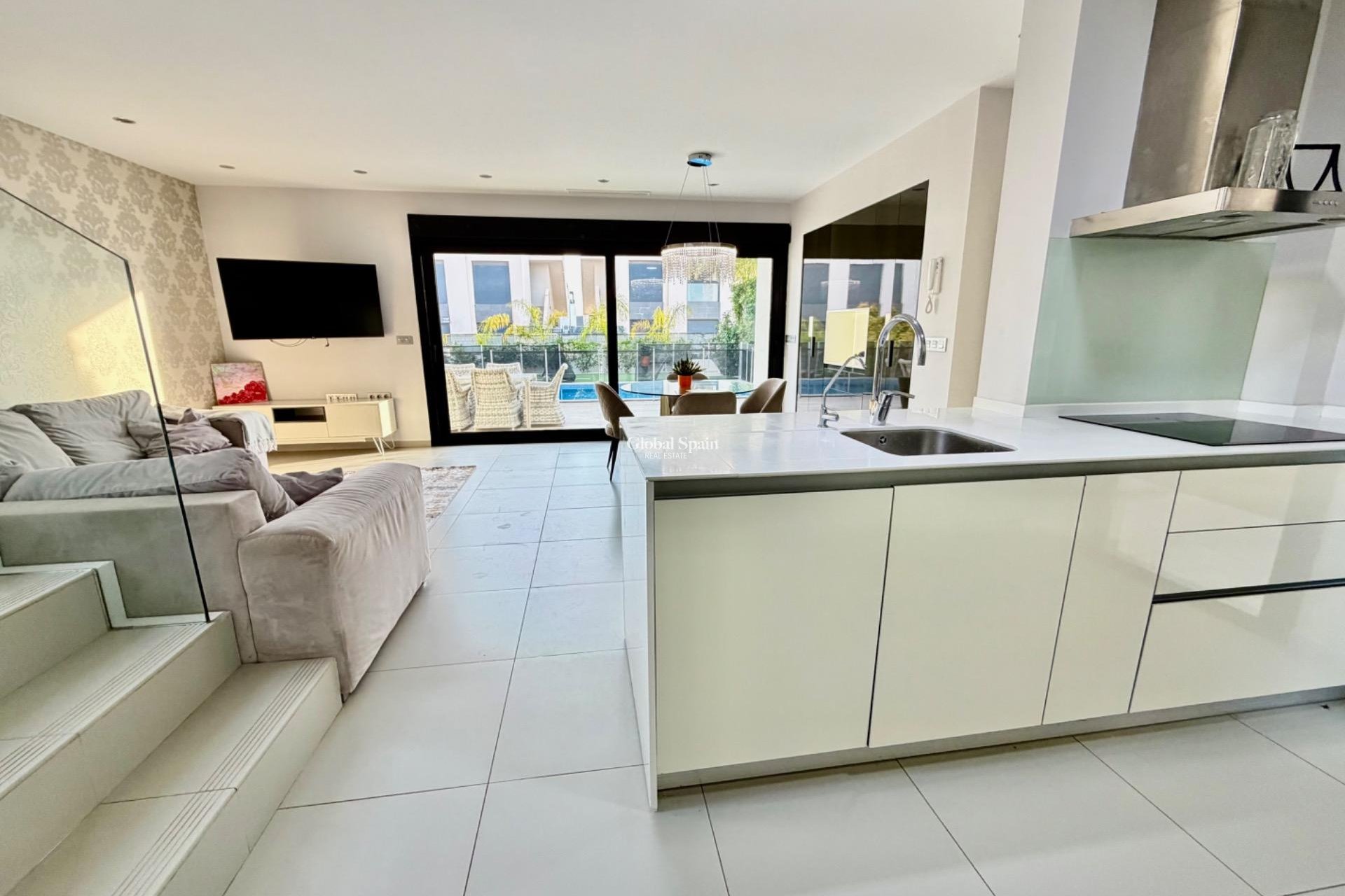 Venta - VILLA -
ROJALES - Cuidad Quesada