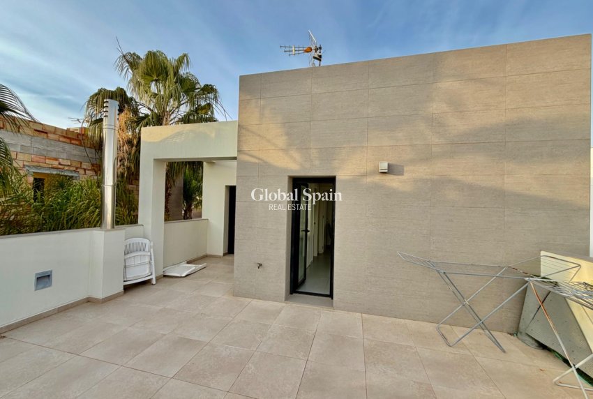 Venta - VILLA -
ROJALES - Cuidad Quesada