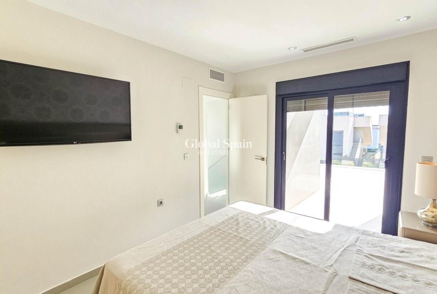 Venta - VILLA -
ROJALES - Cuidad Quesada