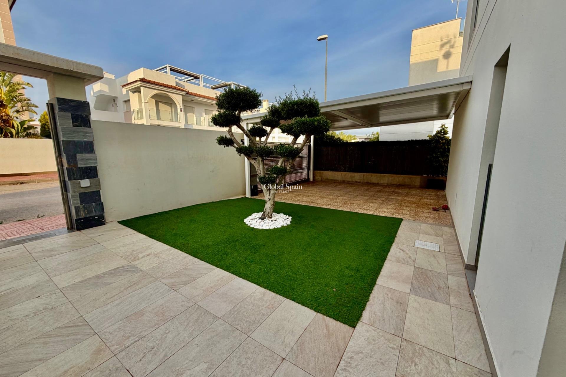 Venta - VILLA -
ROJALES - Cuidad Quesada