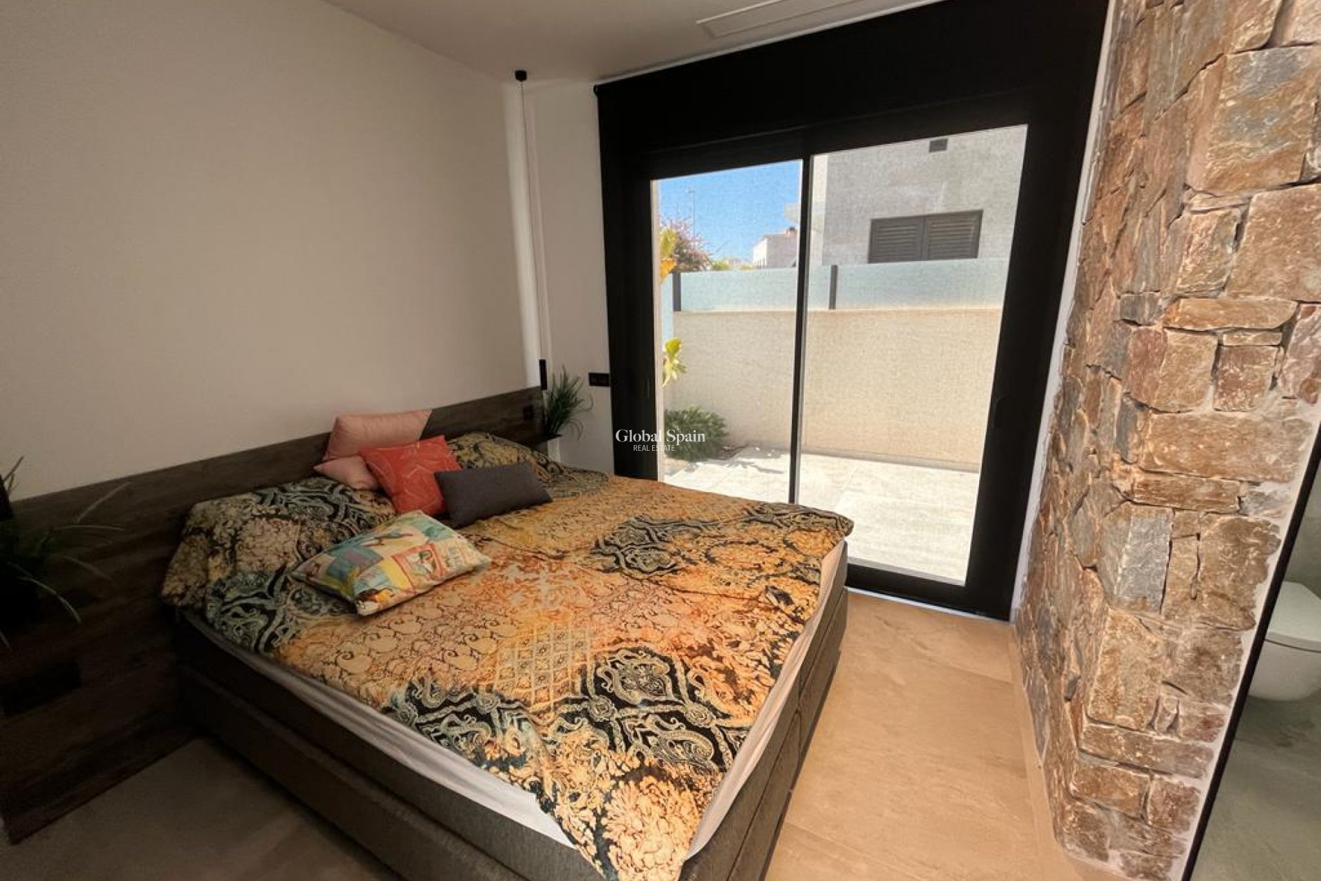 Venta - VILLA -
ROJALES - Inland