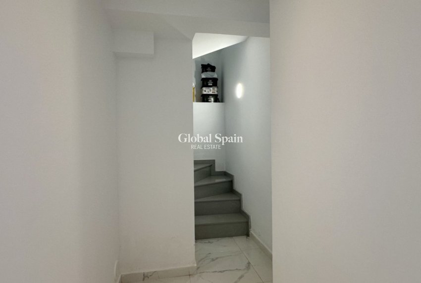 Venta - VILLA -
ROJALES - Inland