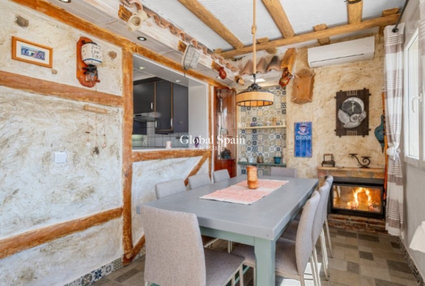 Venta - VILLA -
ROJALES - Inland