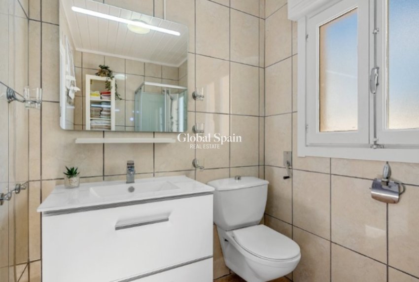 Venta - VILLA -
ROJALES - Inland