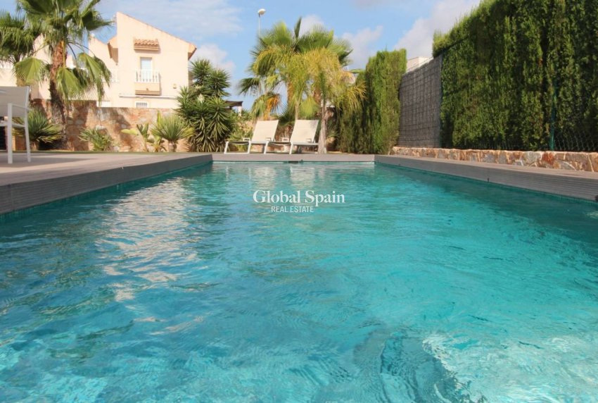 Venta - VILLA -
ROJALES - Inland