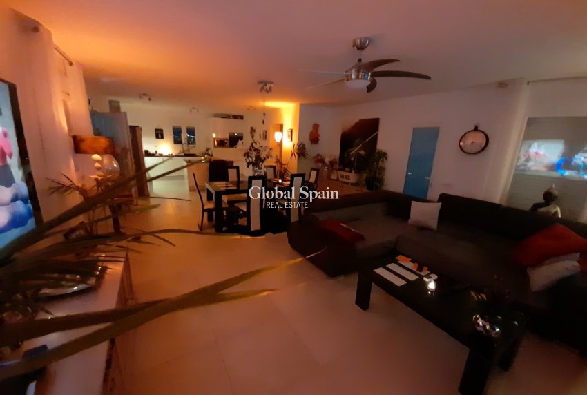 Venta - VILLA -
ROJALES - Inland