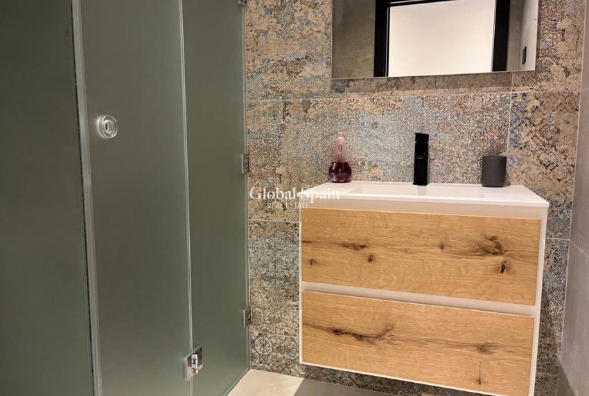 Venta - VILLA -
ROJALES - Inland