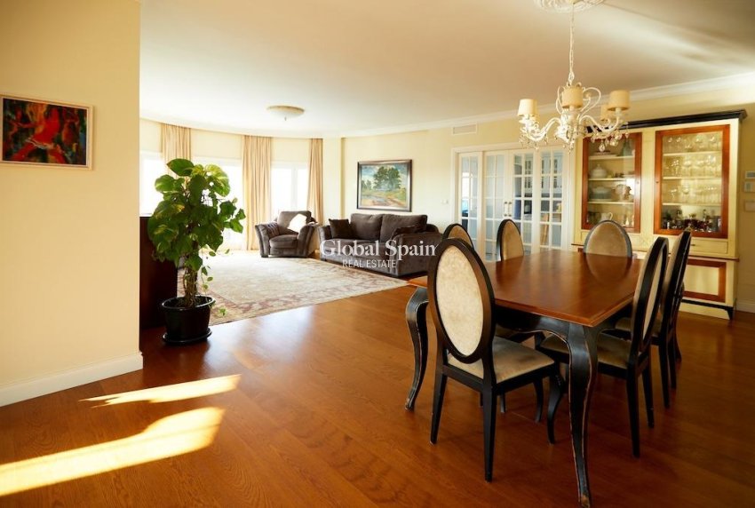 Venta - VILLA -
ROJALES - Inland