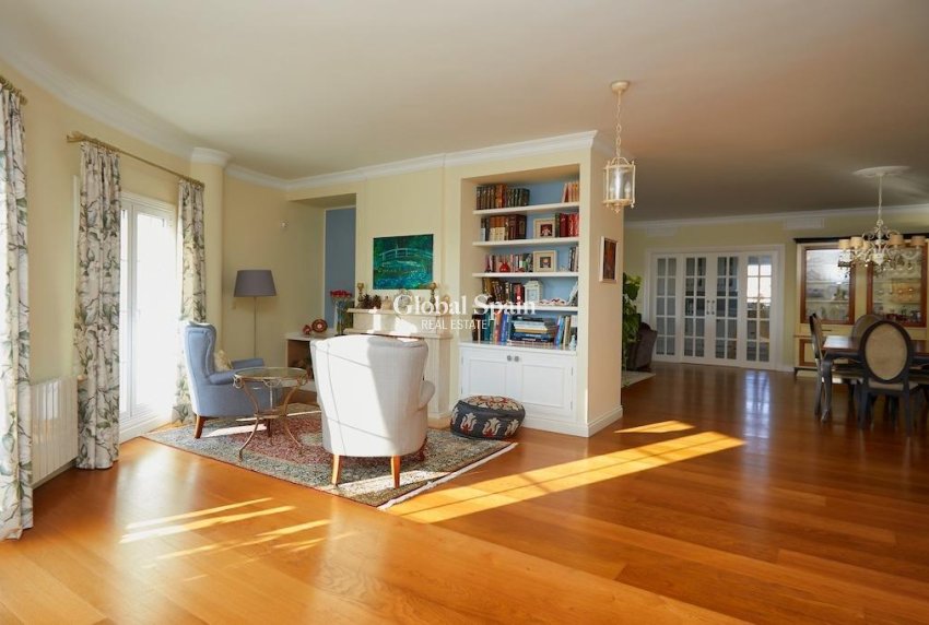 Venta - VILLA -
ROJALES - Inland