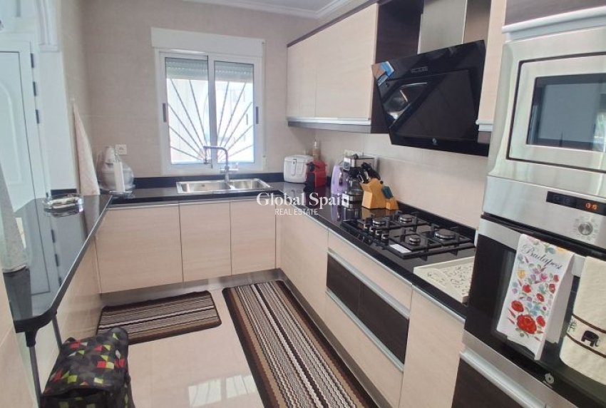 Venta - VILLA -
ROJALES - Inland