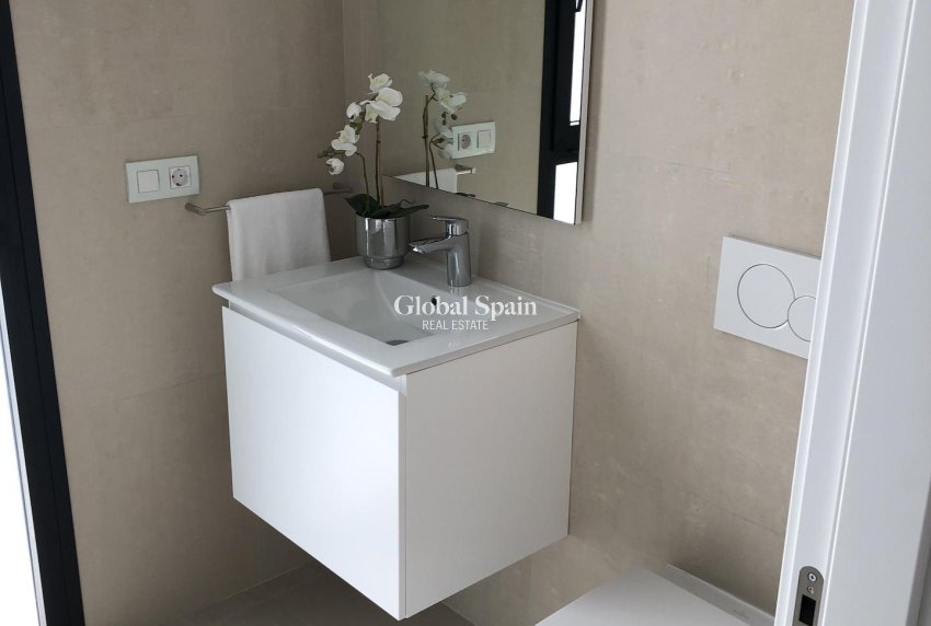 Venta - VILLA -
ROJALES - Inland