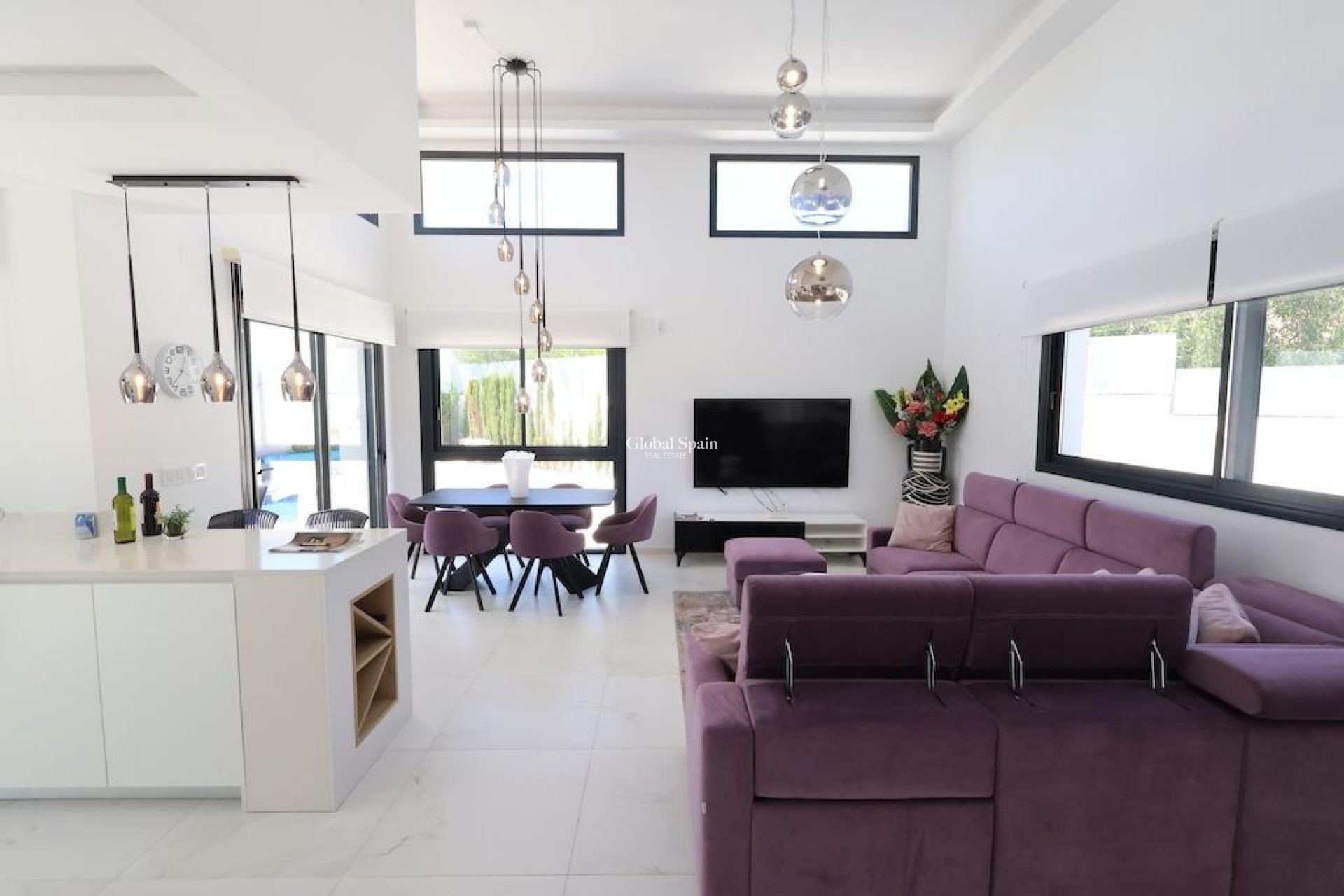 Venta - VILLA -
ROJALES - Inland